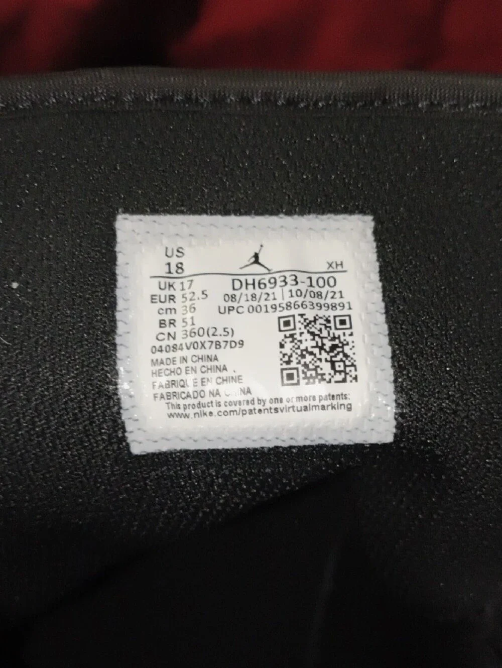 Jordan 1 Mids Diamonds New